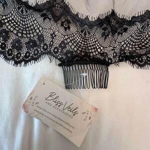 Black Lace Trimmed Oval Veil